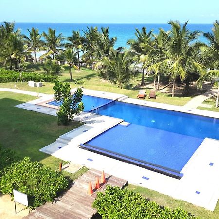 LLH 1G2 Nilaveli Ocean Front Condos Esterno foto