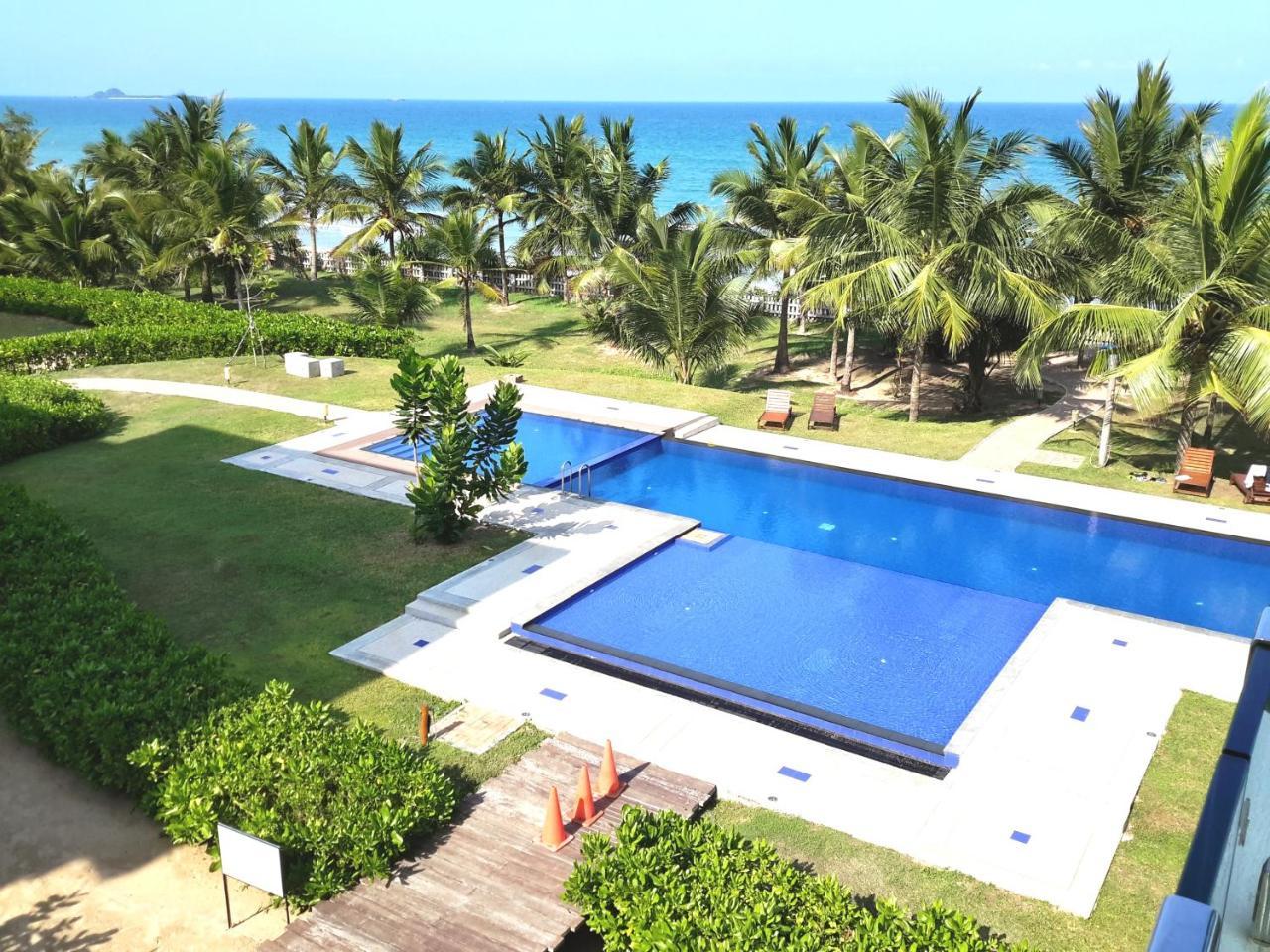 LLH 1G2 Nilaveli Ocean Front Condos Esterno foto