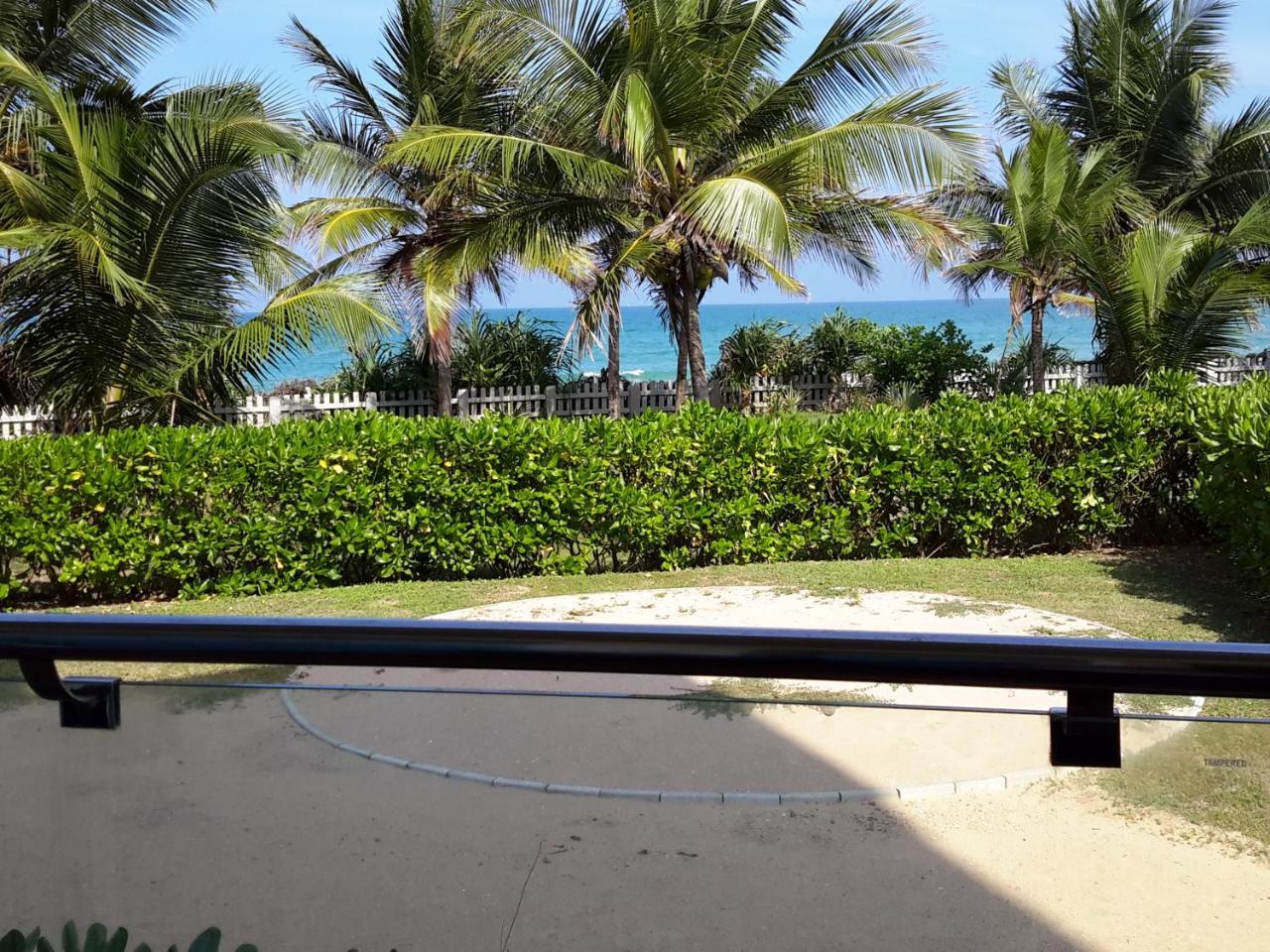 LLH 1G2 Nilaveli Ocean Front Condos Esterno foto